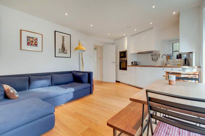 2 Bedroom Flat To Rent In Cephas Street, Stepney, London, E1