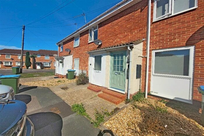 2 Bedroom Terraced House To Rent In Bronze Close, Bognor Regis, PO22