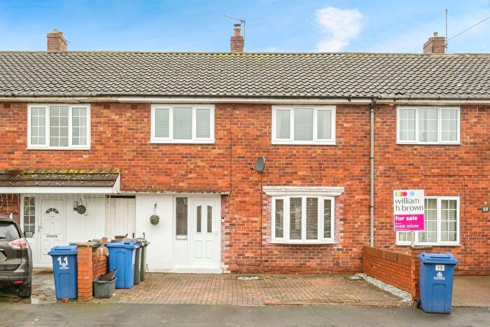 3 Bedroom Terraced House For Sale In Haynes Road, Thorne, Doncaster, DN8