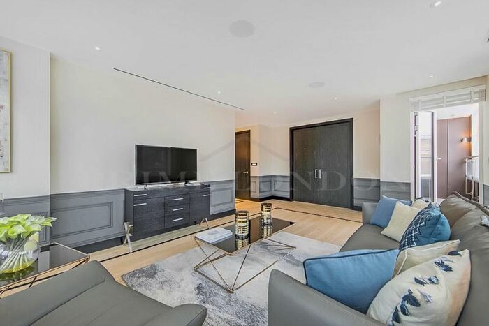 3 Bedroom Flat To Rent In Chapter Street, Victoria, London, SW1P