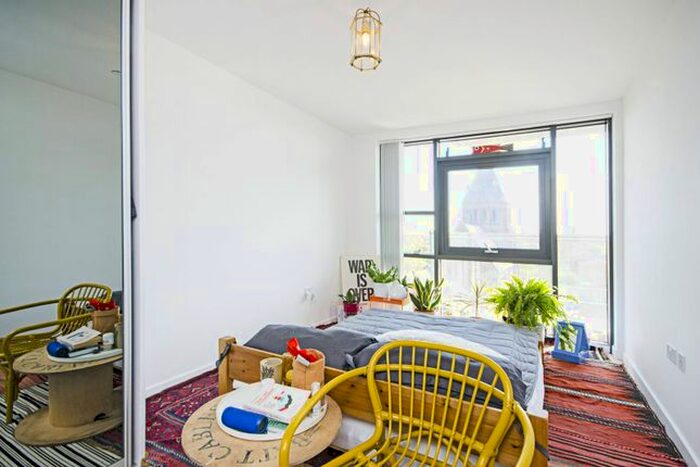 1 Bedroom Flat To Rent In Beechwood Road, Dalston, London, E8