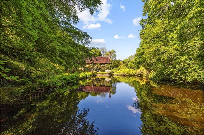 5 Bedroom Detached House For Sale In Kitts Lane, Churt, Farnham, Hampshire, GU10