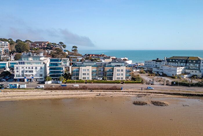 3 Bedroom Flat To Rent In Shore Road, Poole, BH13