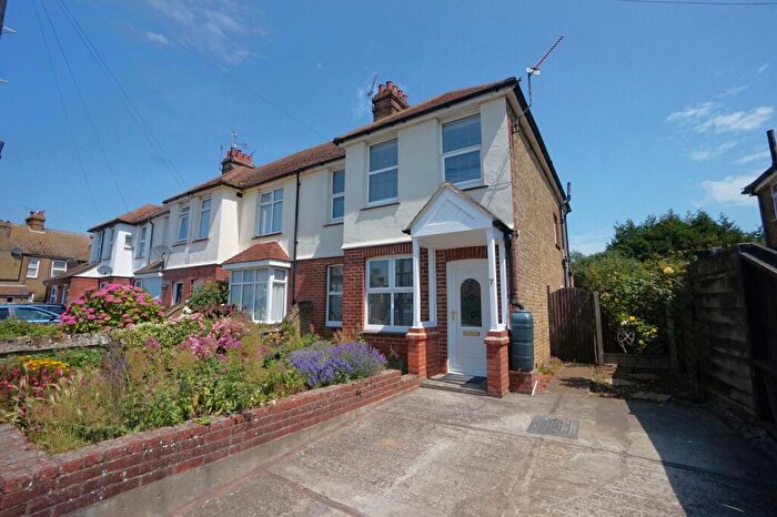 3 Bedroom End Of Terrace House For Sale In Westfield Road, Birchington, CT7
