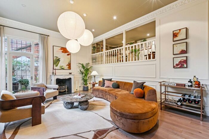 5 Bedroom Terraced House To Rent In Melbury Road, Holland Park, W14