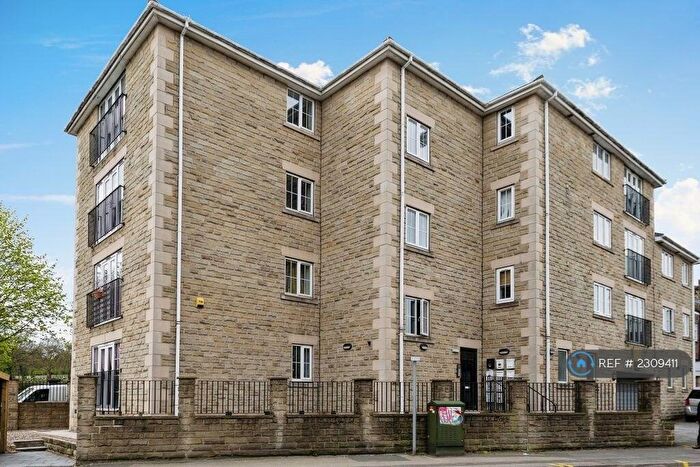 2 Bedroom Flat To Rent In Junction House, Barnsley, S70