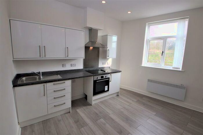 1 Bedroom Apartment To Rent In Wash Lane, Bury, BL9