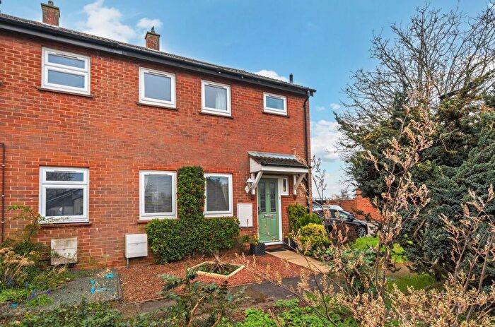 3 Bedroom End Terrace House For Sale In Rye Crescent, Bedford, MK44