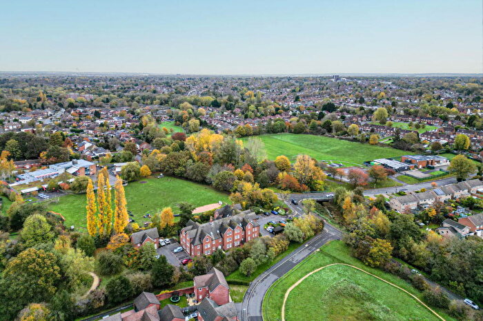 1 Bedroom Flat For Sale In Eversleigh Court, Aqueduct Road, Shirley, B90