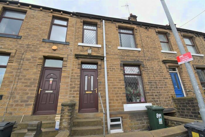 3 Bedroom Terraced House To Rent In Manchester Road, Huddersfield, HD4