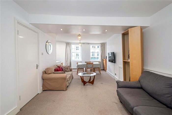 2 Bedroom Duplex To Rent In Highgate High Street, Highgate, London, N6