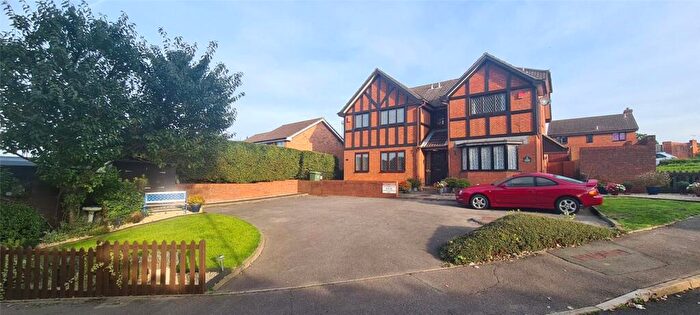 1 Bedroom Apartment For Sale In Nursery Gardens, Waterlooville, PO8