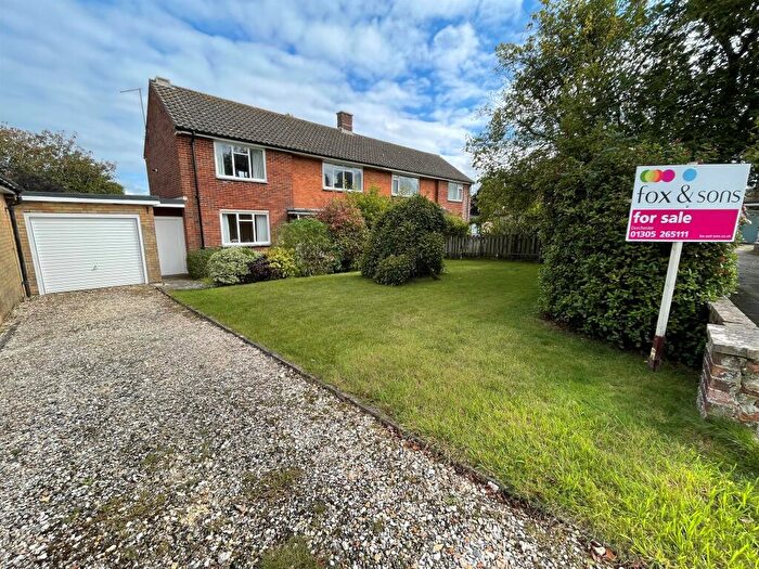 3 Bedroom Semi-Detached House For Sale In Grosvenor Road, Dorchester, DT1