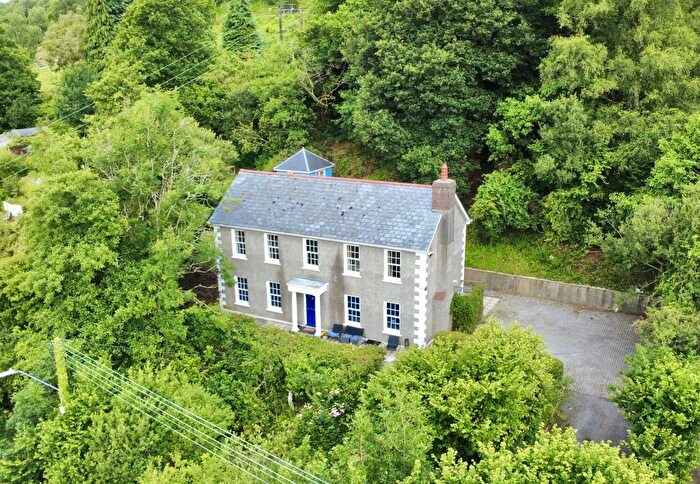 4 Bedroom Detached House For Sale In Graig Road, Godrergraig, Swansea., SA9