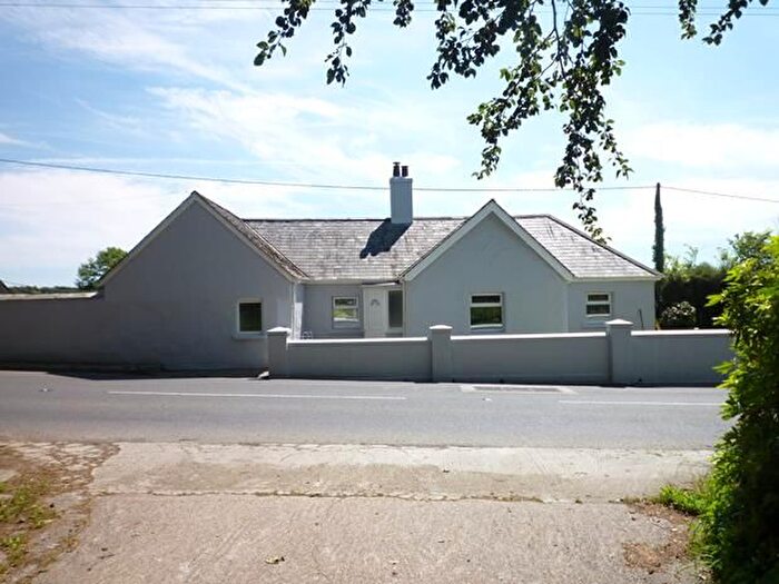 3 Bedroom Bungalow To Rent In Holsworthy, Devon, EX22
