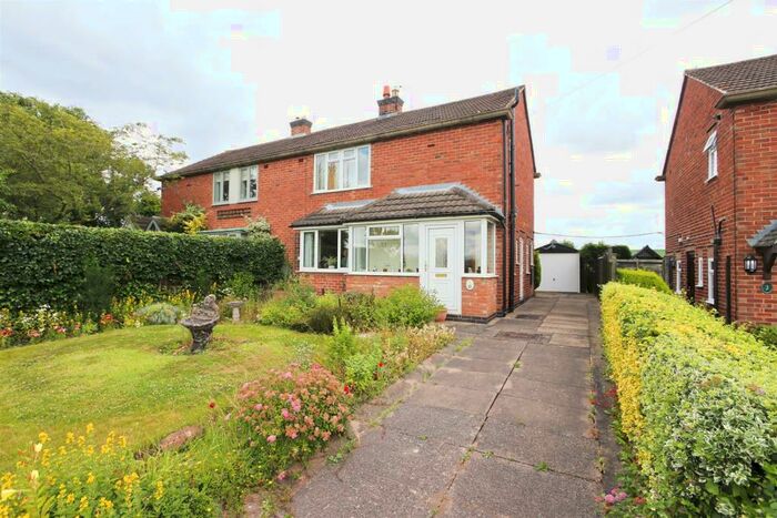 3 Bedroom Semi-Detached House For Sale In Church Lane, Chilcote, DE12