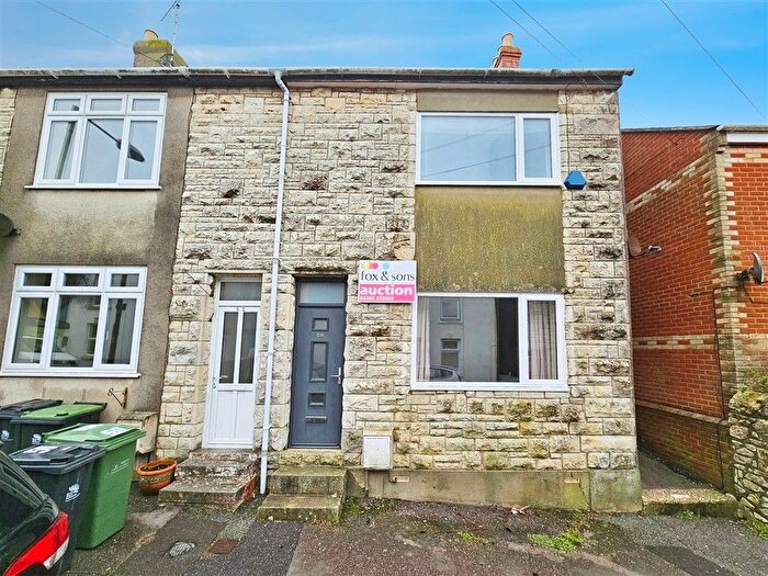 2 Bedroom End Terrace House For Sale In Grosvenor Road, Portland, DT5