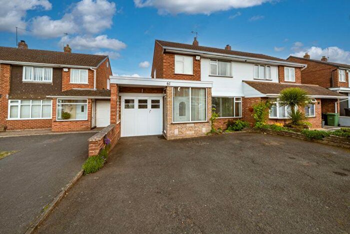 3 Bedroom Semi-Detached House For Sale In Granville Drive, Kingswinford, DY6