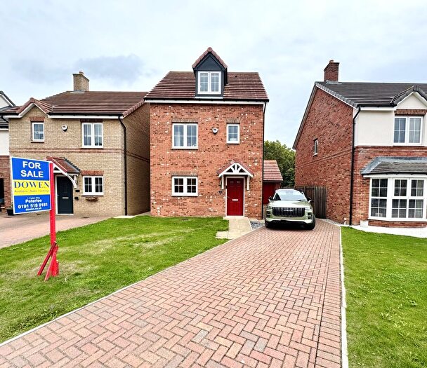 4 Bedroom Detached House For Sale In High Grange Way, Wingate, County Durham, TS28