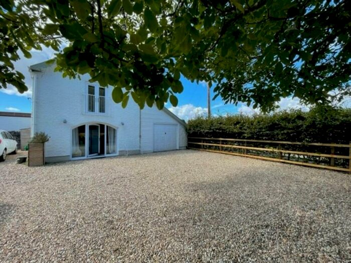 1 Bedroom Coach House To Rent In Norton Lane, Kewstoke, Weston-super-Mare, BS22