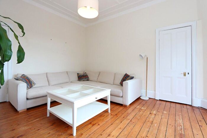 1 Bedroom Flat To Rent In Edgehill Road, Glasgow, Glasgow City, G11