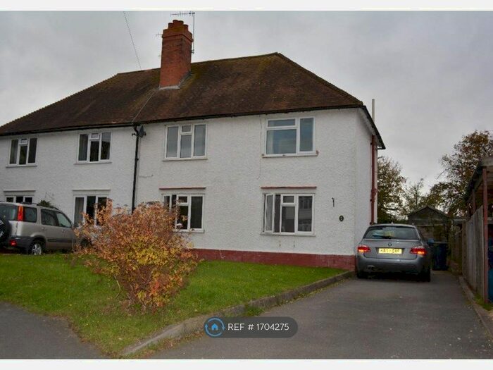 3 Bedroom Semi-Detached House To Rent In Bordon Place, Stratford-Upon-Avon, CV37