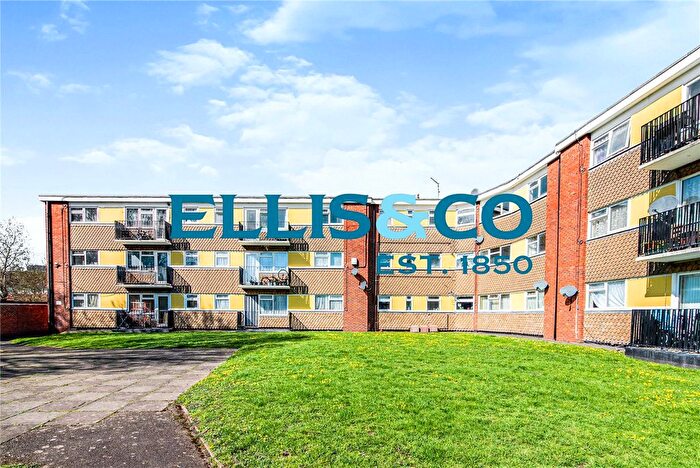 3 Bedroom Flat To Rent In Bilsby Lodge, Chalklands, Wembley, HA9