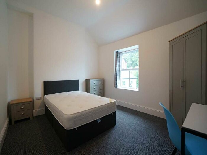 7 Bedroom House To Rent In Holyhead Road, Bangor, LL57