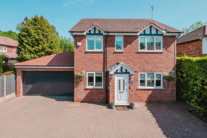 3 Bedroom Detached House For Sale In The Drive, Hale Barns, Altrincham, WA15