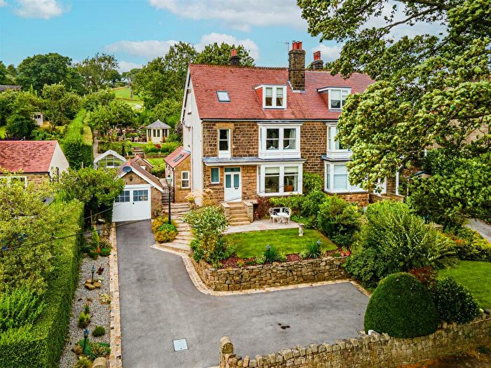 5 Bedroom Semi-Detached House For Sale In Park Edge, Hathersage, S32