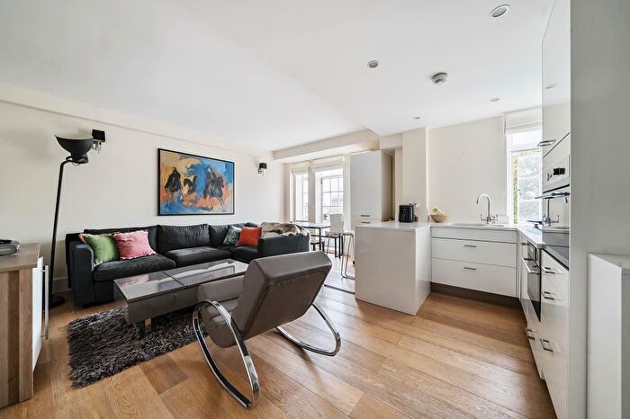 1 Bedroom Apartment To Rent In Langford Court, St Johns Wood, NW8