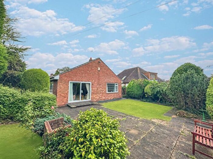 3 Bedroom Detached Bungalow For Sale In Penarth Avenue, Upton, WF9