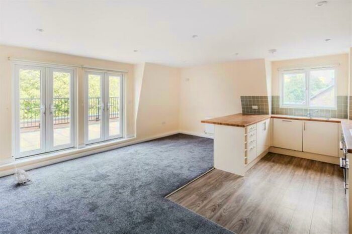 2 Bedroom Apartment To Rent In Portsmouth Road, Cobham, Surrey, KT11