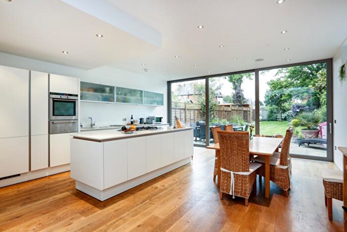 3 Bedroom Semi-Detached House To Rent In Kings Road Kingston Upon Thames, KT2