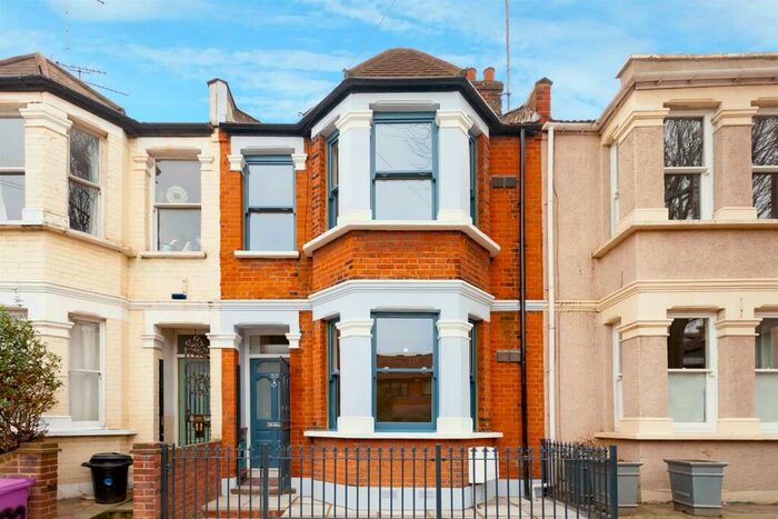4 Bedroom Terraced House To Rent In Wrexham Road, London, E3