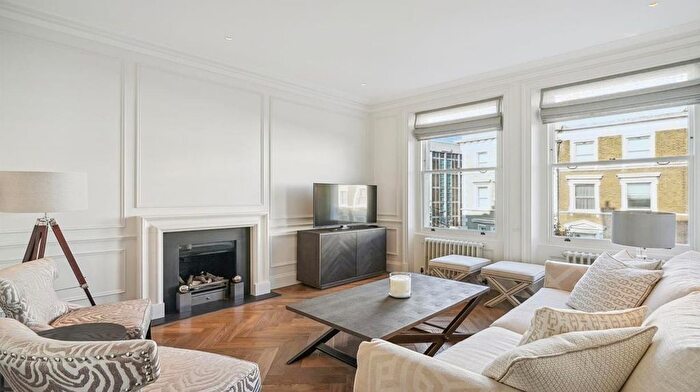 2 Bedroom Flat To Rent In Collingham Place, Kensington And Chelsea, London, SW5