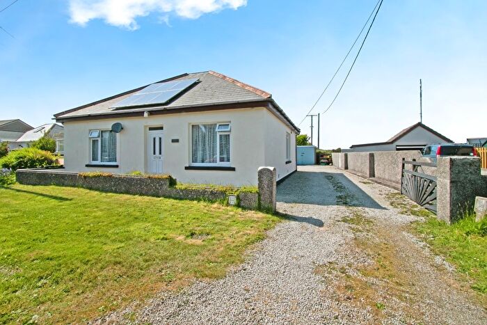3 Bedroom Bungalow For Sale In Four Lanes, Redruth, Cornwall, TR16