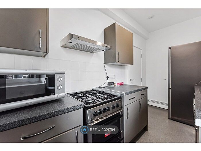 1 Bedroom Flat To Rent In Stansfeld House, London, SE1