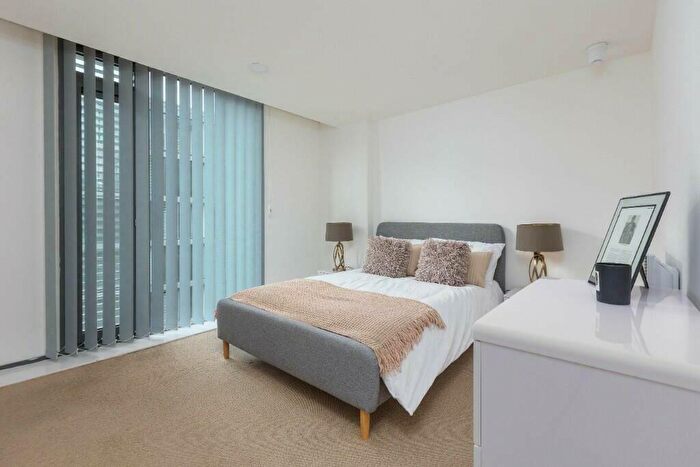 2 Bedroom Apartment To Rent In Velocity Village, Sheffield, S1