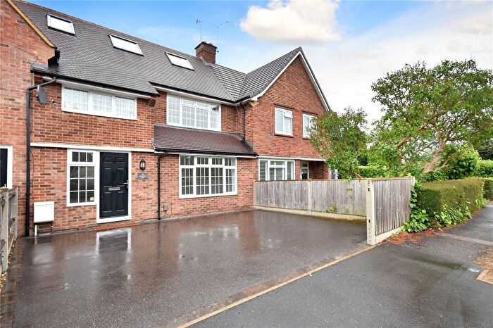3 Bedroom Terraced House For Sale In Horley, Surrey, RH6