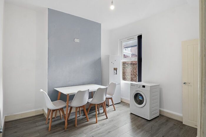 4 Bedroom Terraced House To Rent In Shelley Street, Bootle, L20