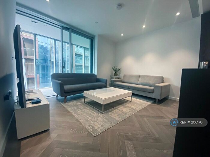 1 Bedroom Flat To Rent In Pearce House, London, SW11