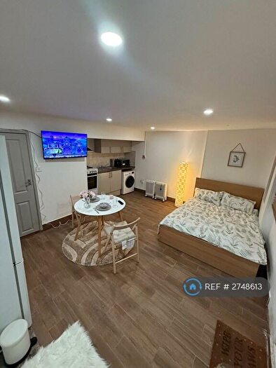 Studio To Rent In East Lane, Wembley, HA0