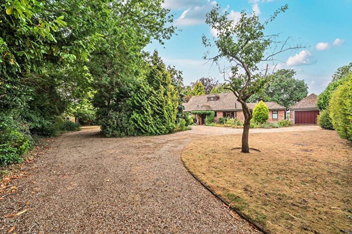 4 Bedroom Bungalow For Sale In The Green, Pirbright, GU24