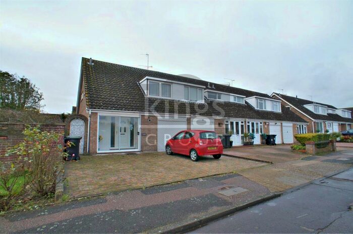 3 Bedroom House To Rent In Rochford Avenue, Waltham Abbey, Essex, EN9