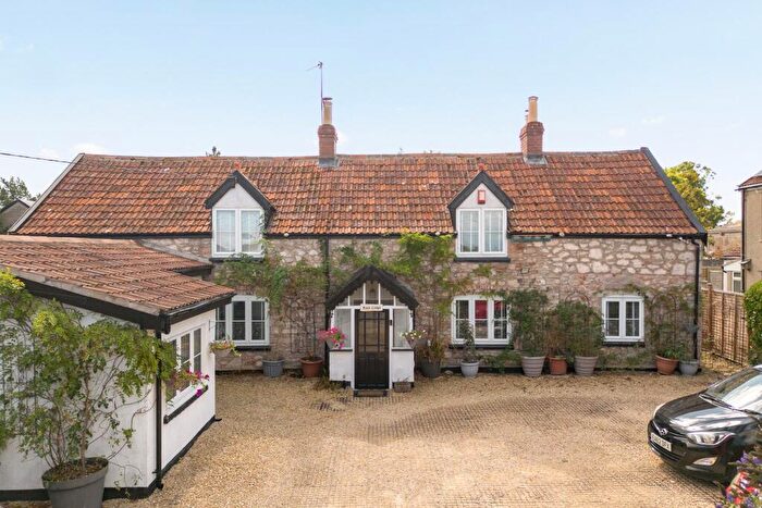 4 Bedroom Detached House For Sale In Station Road, Congresbury, BS49