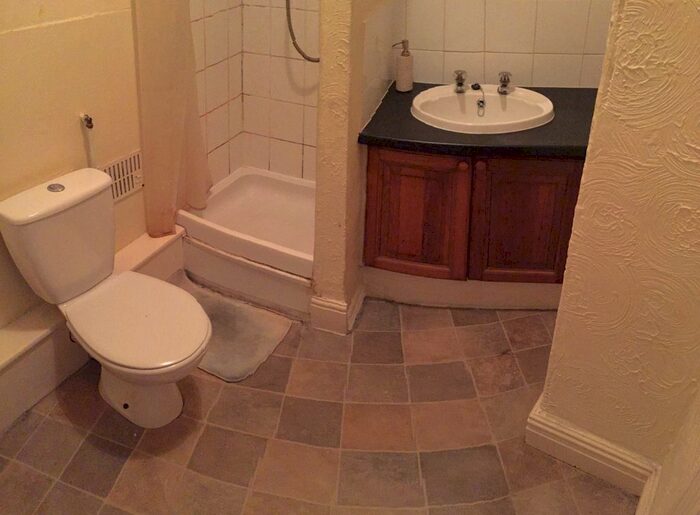1 Bedroom Flat To Rent In Wakefield, West Yorkshire, WF1
