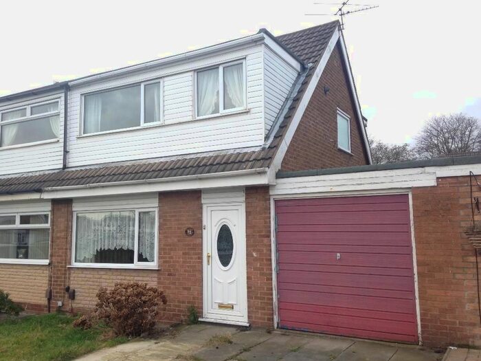 3 Bedroom Semi-Detached House To Rent In Crediton Drive, Wigan, WN2