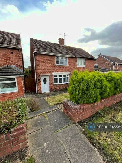 2 Bedroom Semi-Detached House To Rent In Gleneagles Road, Sunderland, SR4