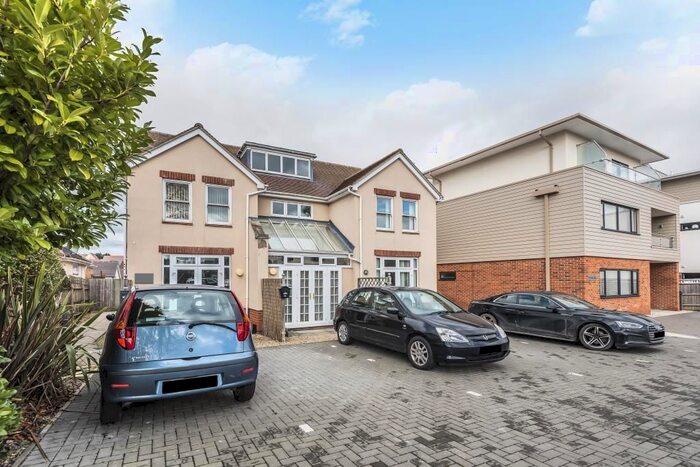 2 Bedroom Flat To Rent In Botley, Oxford, OX2